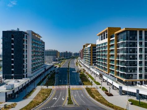 Azizi Riviera